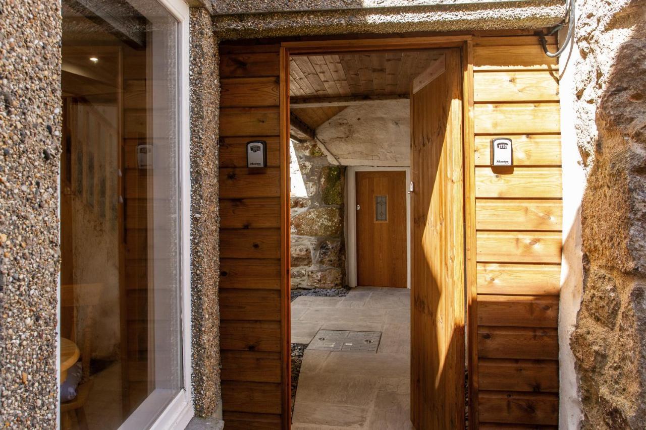 The Snug In Mousehole Villa Bagian luar foto